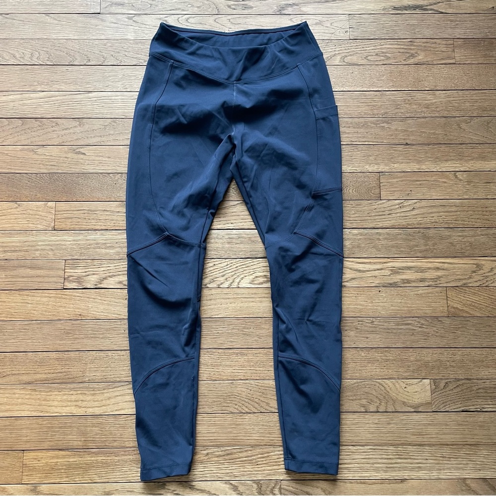 ASOS 4505 
Navy leggings